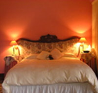 Cow 'n' Calf Art Gallery Unit - Geraldton Accommodation