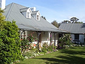 Orford's Sanda House B&B - Geraldton Accommodation 0