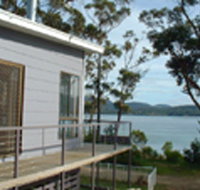 White Beach Cottage - Geraldton Accommodation