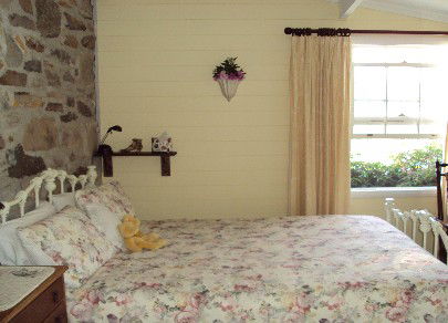 Orford's Sanda House B&B - Geraldton Accommodation 2