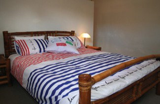 The Big Blue Retreat - Geraldton Accommodation 3