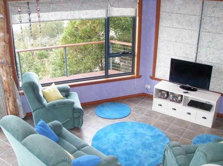 Larus Waterfront Cottage - Geraldton Accommodation 3