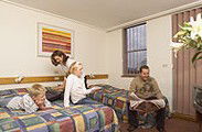 Prince Of Wales Hotel - Geraldton Accommodation 3