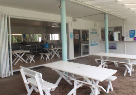 Absolute Backpackers Mission Beach - Geraldton Accommodation 7
