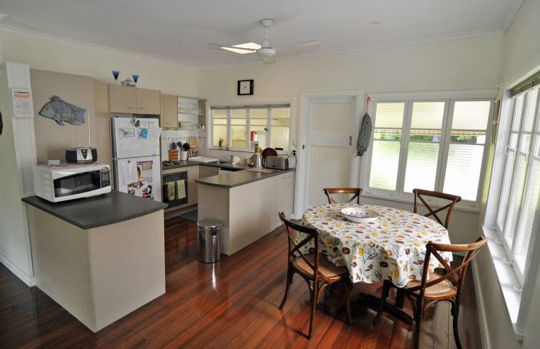 Bungalow QLD Geraldton Accommodation