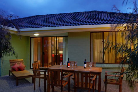 Wyndham Seven Mile Beach - Geraldton Accommodation 5