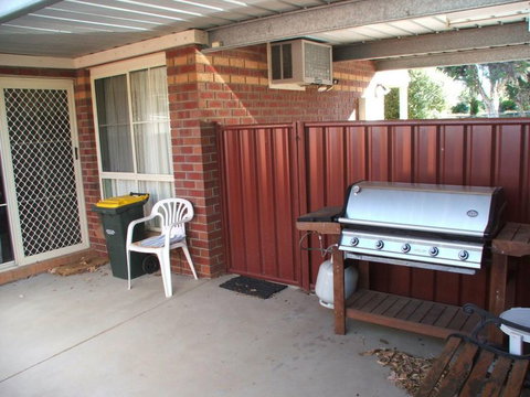 Bristol House Accommodation - Geraldton Accommodation 5