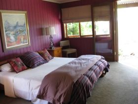 French Cottage And Loft - Geraldton Accommodation 0