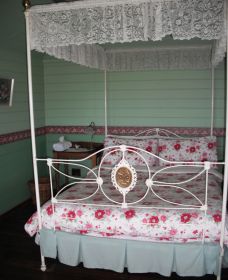 Berry Mountain Farm Mullengrove Cottage - Geraldton Accommodation 0