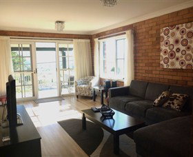 The Beach Retreat - Geraldton Accommodation 0