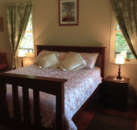 Maleny Country Cottages - Geraldton Accommodation
