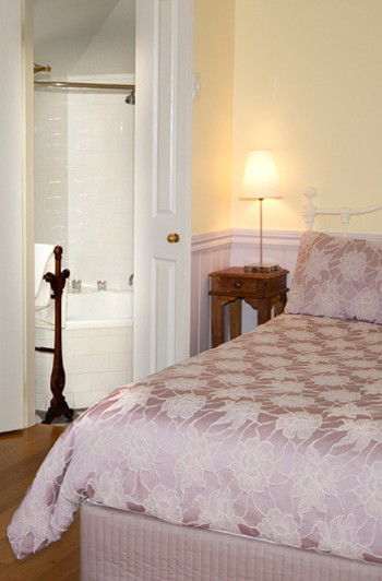 Hyams Beach Seaside Cottages - Geraldton Accommodation 2
