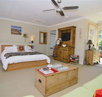 The Nature Lodge - Geraldton Accommodation