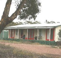Christmas Tree Cottage - Geraldton Accommodation