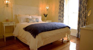 Montrose Of Ballarat - Montrose Cottage - Geraldton Accommodation 4