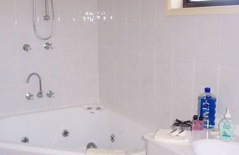 Gardenia Cottage - Geraldton Accommodation 4