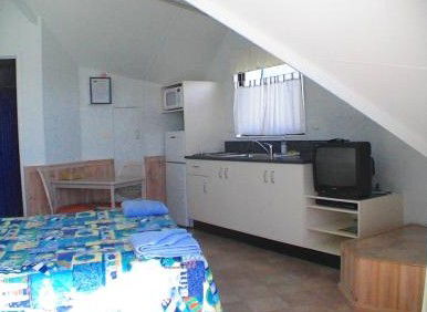 Beach Cabins Merimbula - Geraldton Accommodation 3