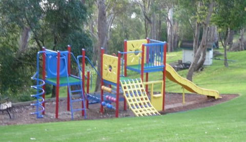 Beach Cabins Merimbula - Geraldton Accommodation 5