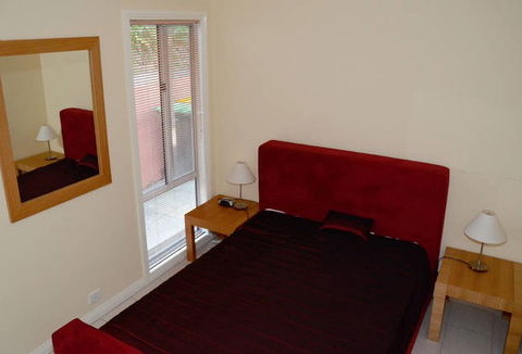 Boardwalk House - Geraldton Accommodation 2