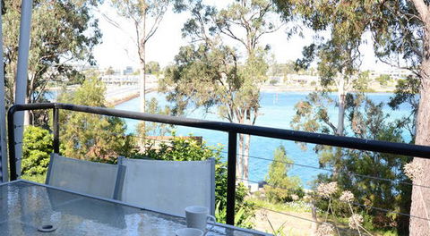 Boardwalk House - Geraldton Accommodation 4