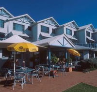 Breakers Apartments Mollymook - Geraldton Accommodation