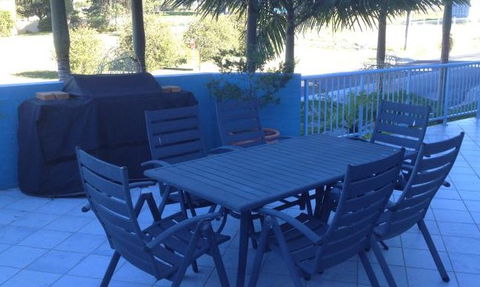 Breakers Apartments Mollymook - Geraldton Accommodation 5