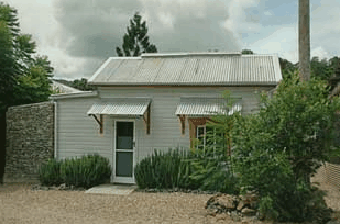 Mavis's Kitchen and Cabins - Geraldton Accommodation