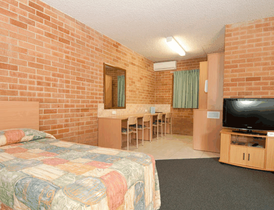 New Olympic Motel - thumb 1