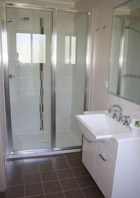 Bowlo Holiday Cabins - Geraldton Accommodation 2