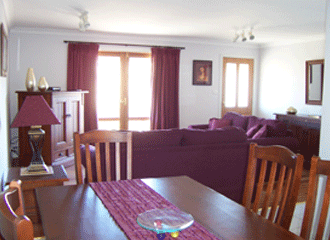 Elm Cottage - Geraldton Accommodation