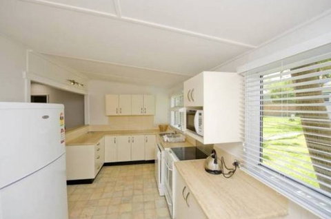 A Beach House On Sunset - Geraldton Accommodation 2