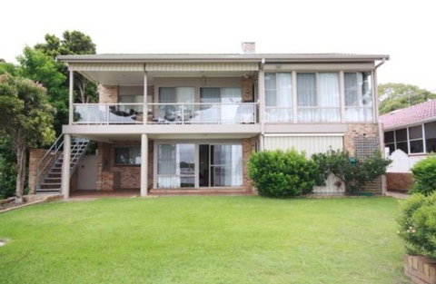Sunset Boulevarde 12 - Geraldton Accommodation 0