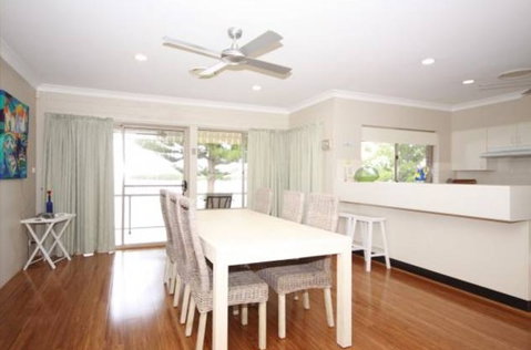 Sunset Boulevarde 12 - Geraldton Accommodation 3
