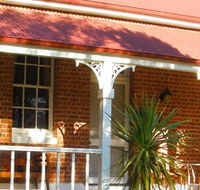 Araluen Old Courthouse Bed and Breakfast - Geraldton Accommodation