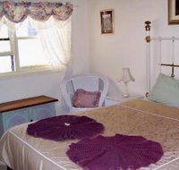 Echuca Holiday Houses - Temoca Cottage - Geraldton Accommodation