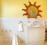 Burra by the Beach - Geraldton Accommodation