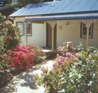 AppleBlossom Cottage - Geraldton Accommodation