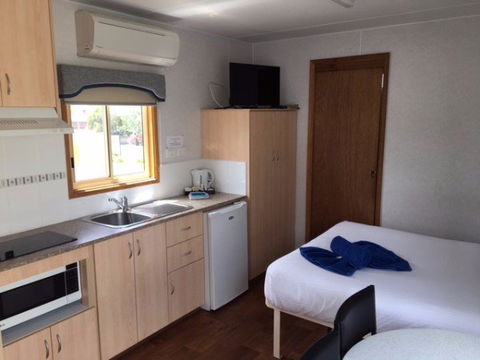 Canobolas Caravan Park - Geraldton Accommodation 9