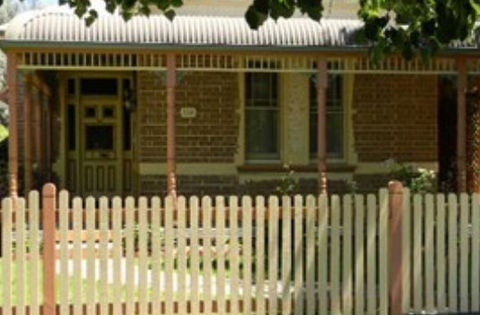 Chuck's Place - Geraldton Accommodation 0