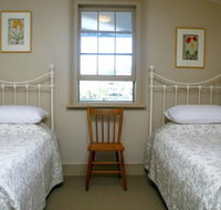 Brucedale Cottage - Geraldton Accommodation