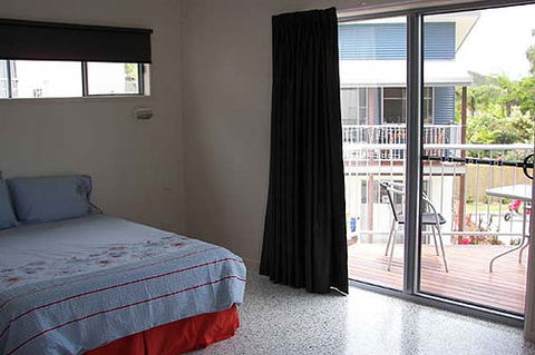 Emu's Beach Resort - Geraldton Accommodation 1