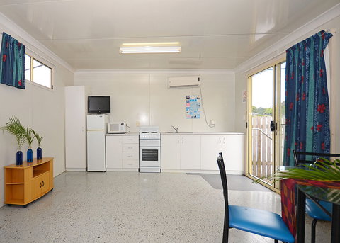 Ned Kellys Motel - Geraldton Accommodation 3