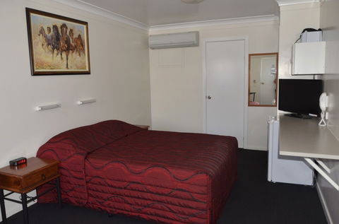 Waltzing Matilda Motor Inn - Geraldton Accommodation 0