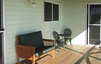 Far Horizons - Holiday Home - Geraldton Accommodation 0
