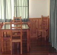 Pineview - Holiday Home - Geraldton Accommodation