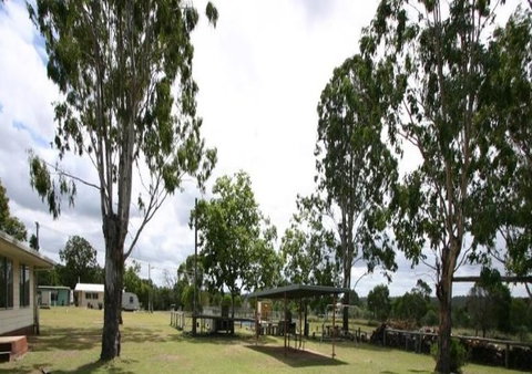 Nanango Caravan And Motorhome Park - Geraldton Accommodation 1
