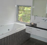 Twin Falls Retreat - Geraldton Accommodation