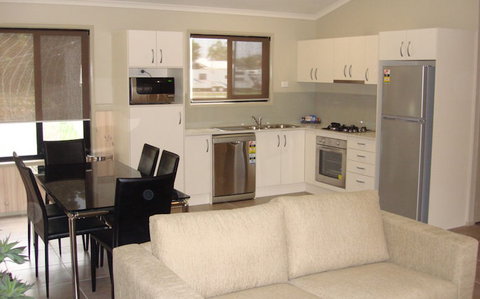 Gold Coast Tourist Parks Ocean Beach - Geraldton Accommodation 2