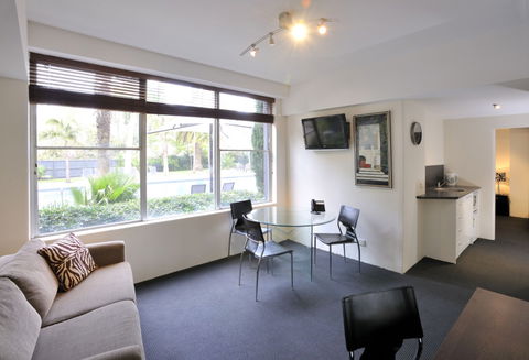 Sleep And Go Hotel, Preston - Geraldton Accommodation 1