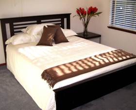 Demco Bed And Breakfast - Geraldton Accommodation 0